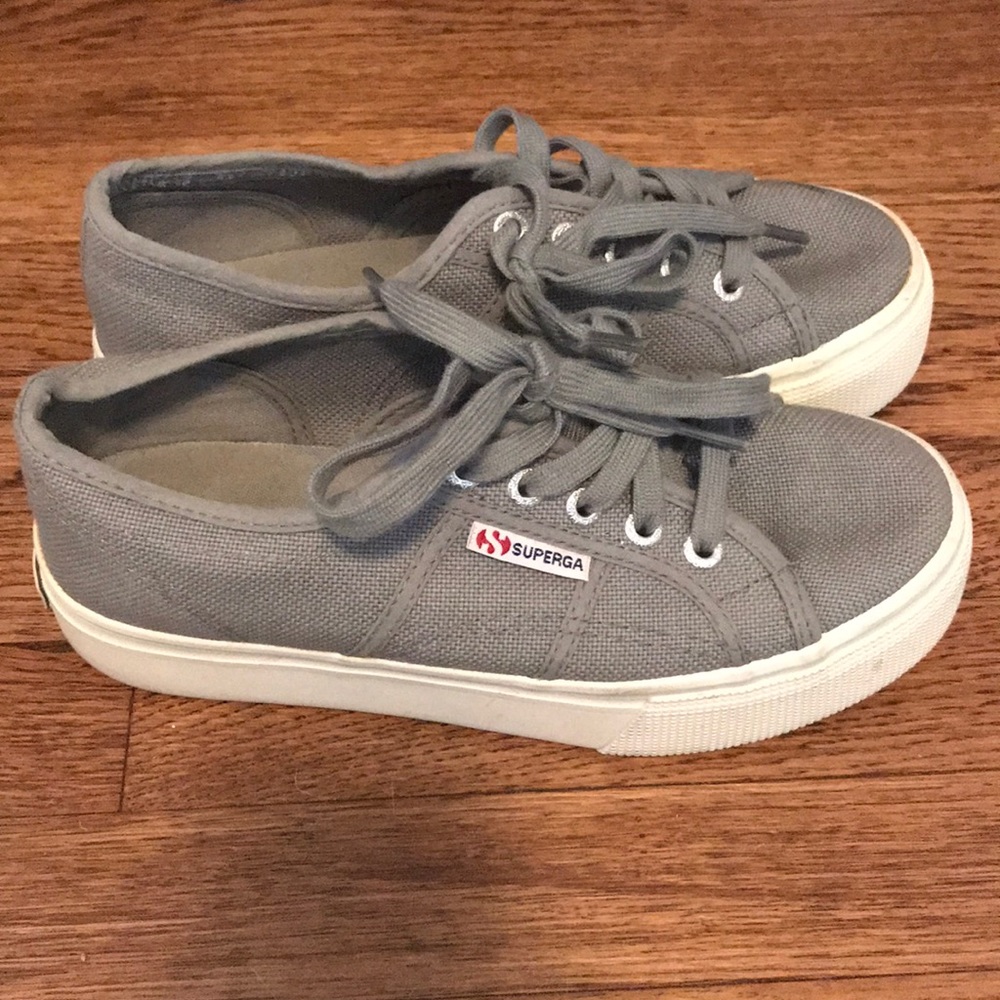 Superga platform sneaker in grey sz 6